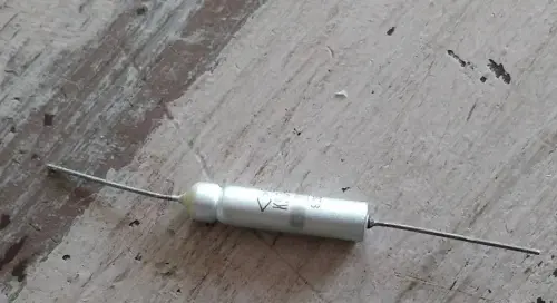 К50-29В 300в 4,7 мкф фото 2