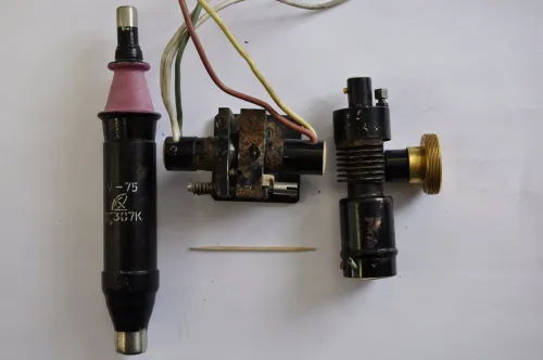 К-98Г клистрон фото 2 К-98Г клистрон фото 2